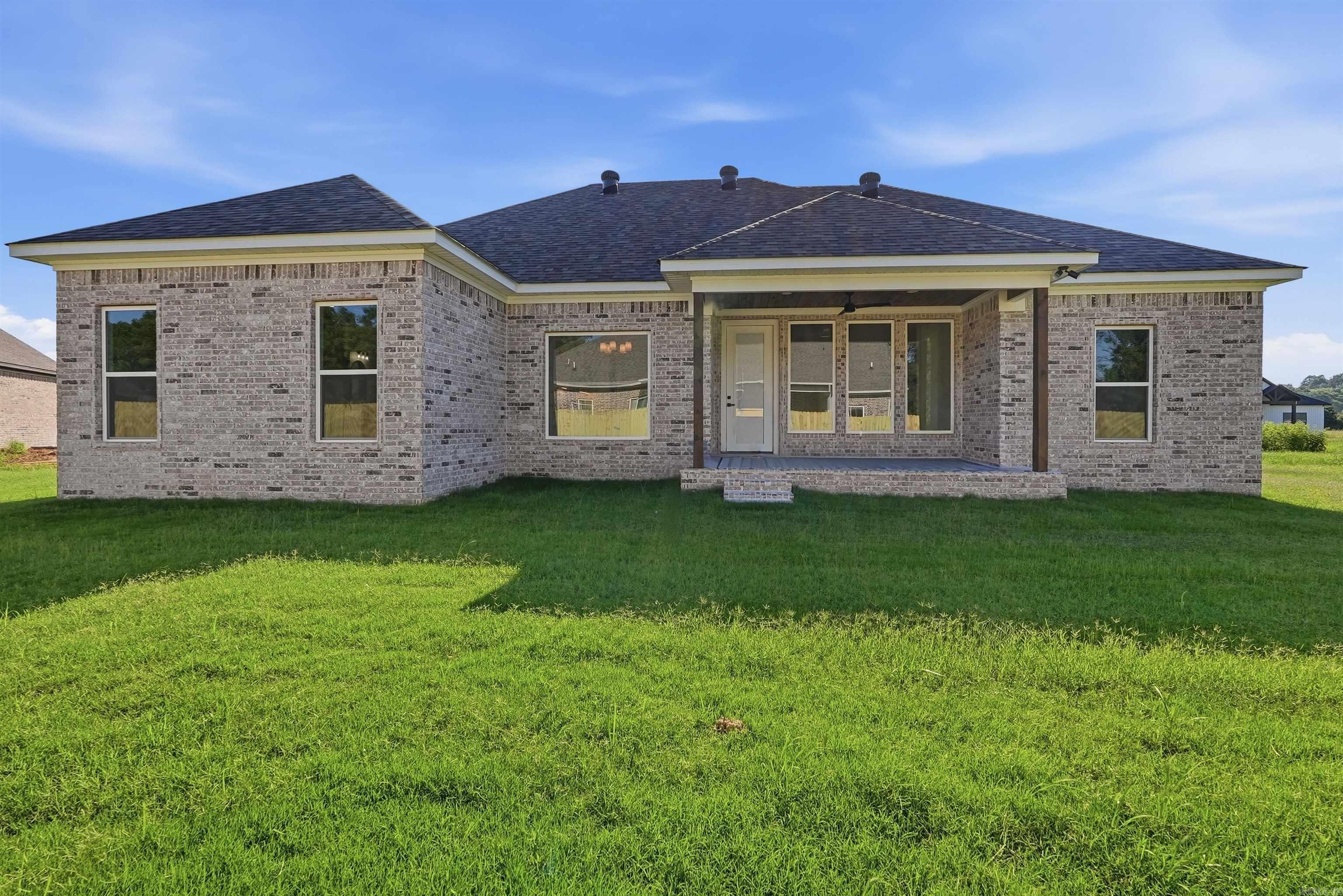 31 Sunny  Morrilton, AR