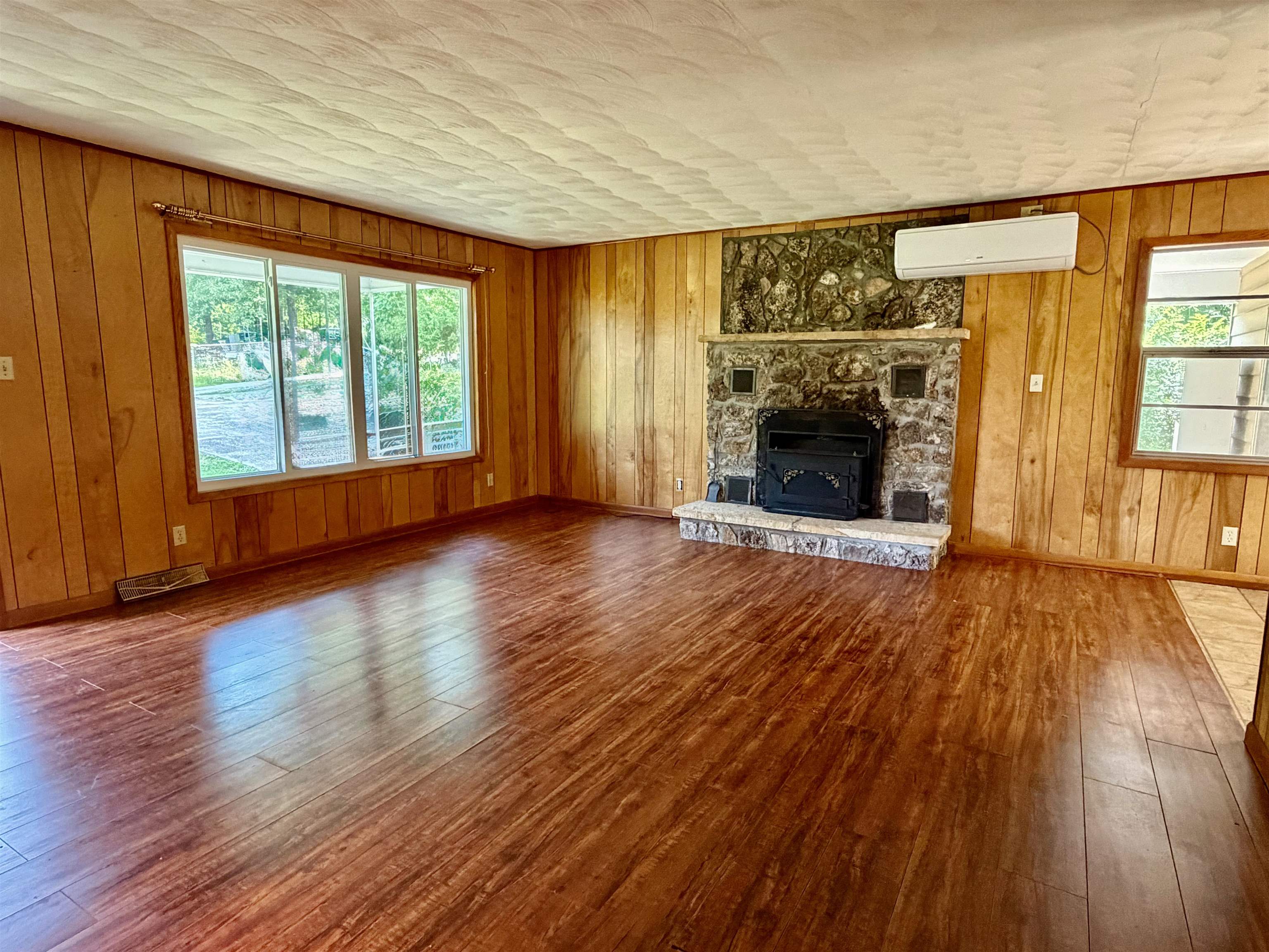 13 Mayo  Ozark Acres, AR