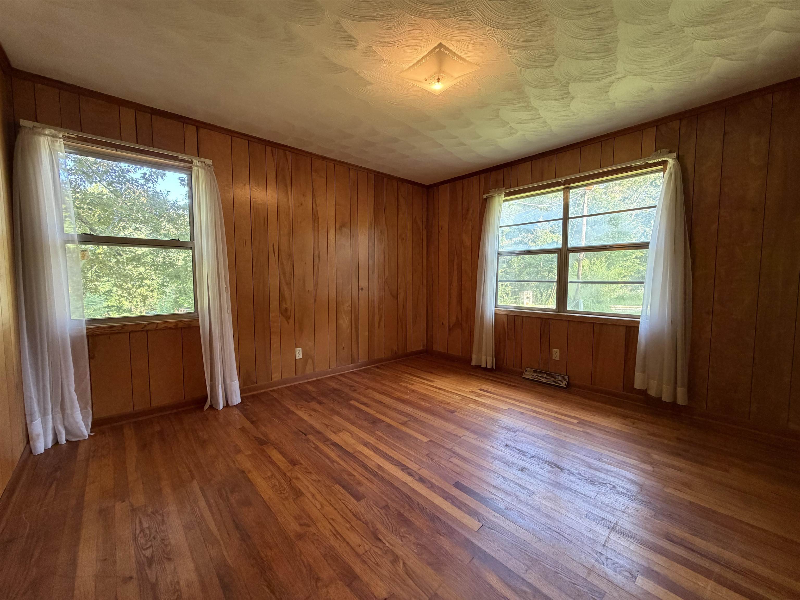 13 Mayo  Ozark Acres, AR
