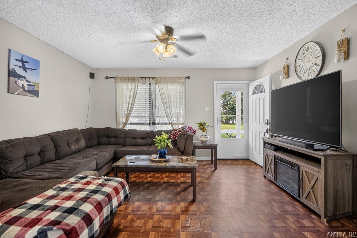 35 Burns  Cabot, AR