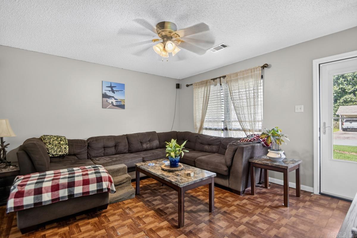 35 Burns  Cabot, AR