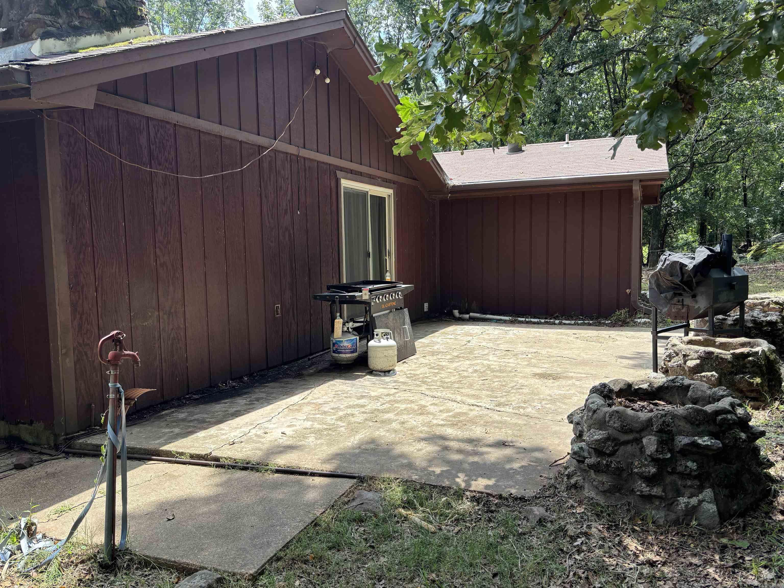 224 Peanut Ridge  McRae, AR