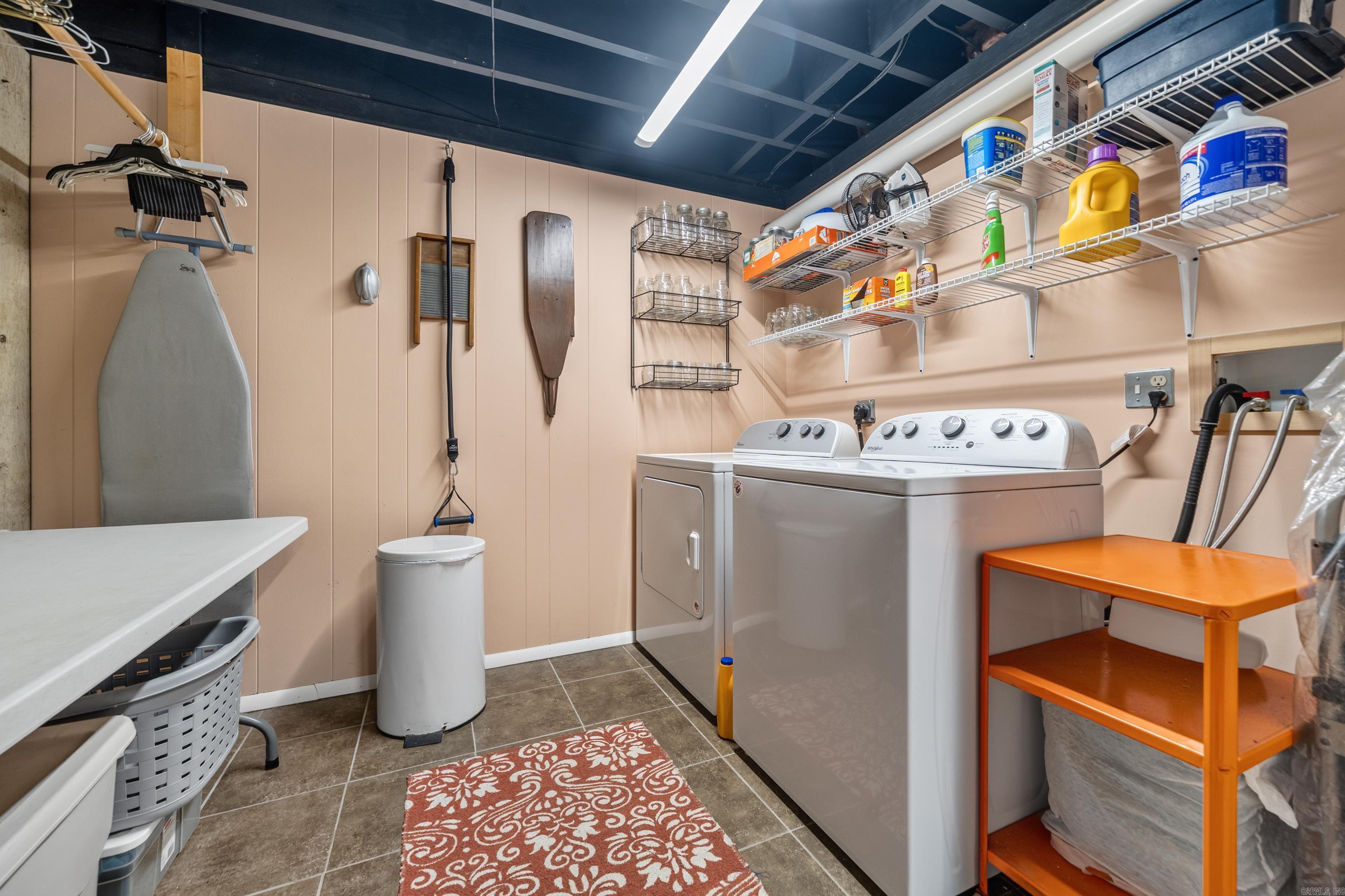 140 Halteria  Hot Springs, AR