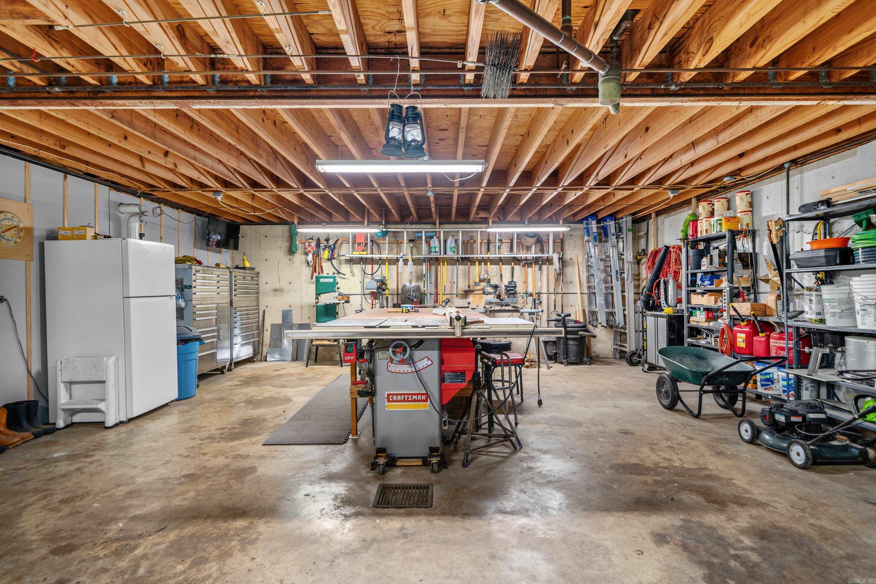 140 Halteria  Hot Springs, AR