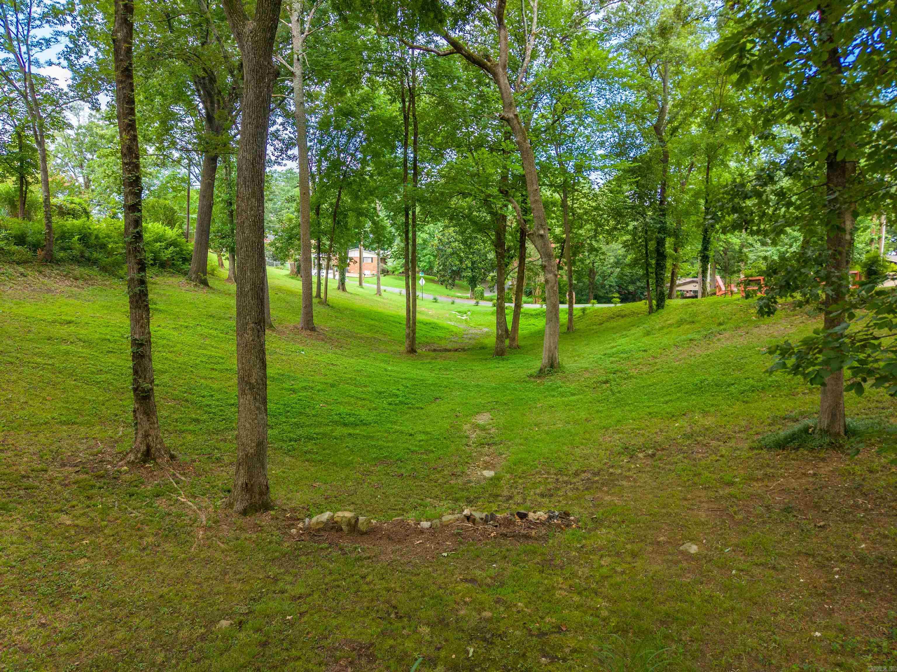 140 Halteria  Hot Springs, AR