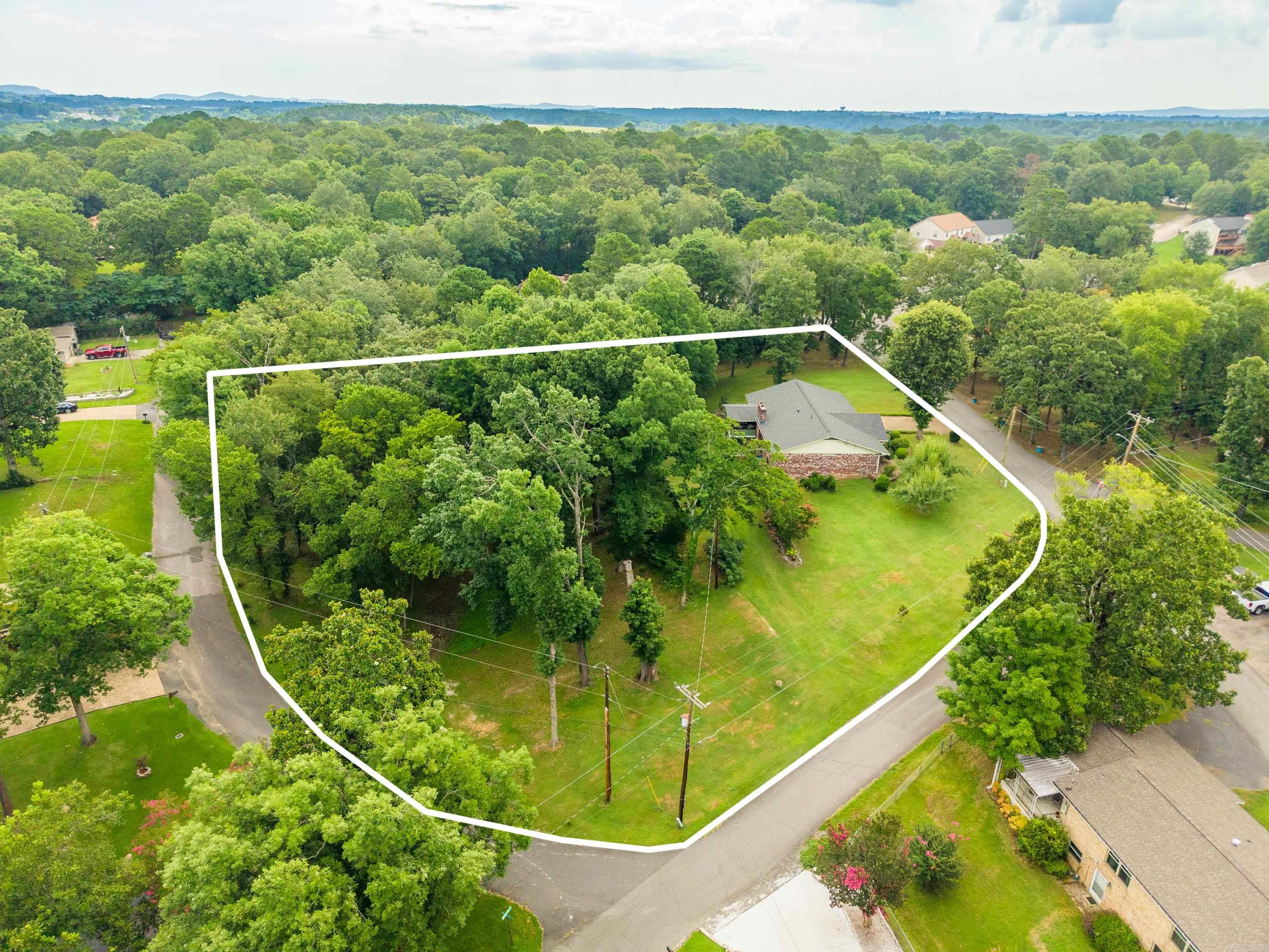 140 Halteria  Hot Springs, AR