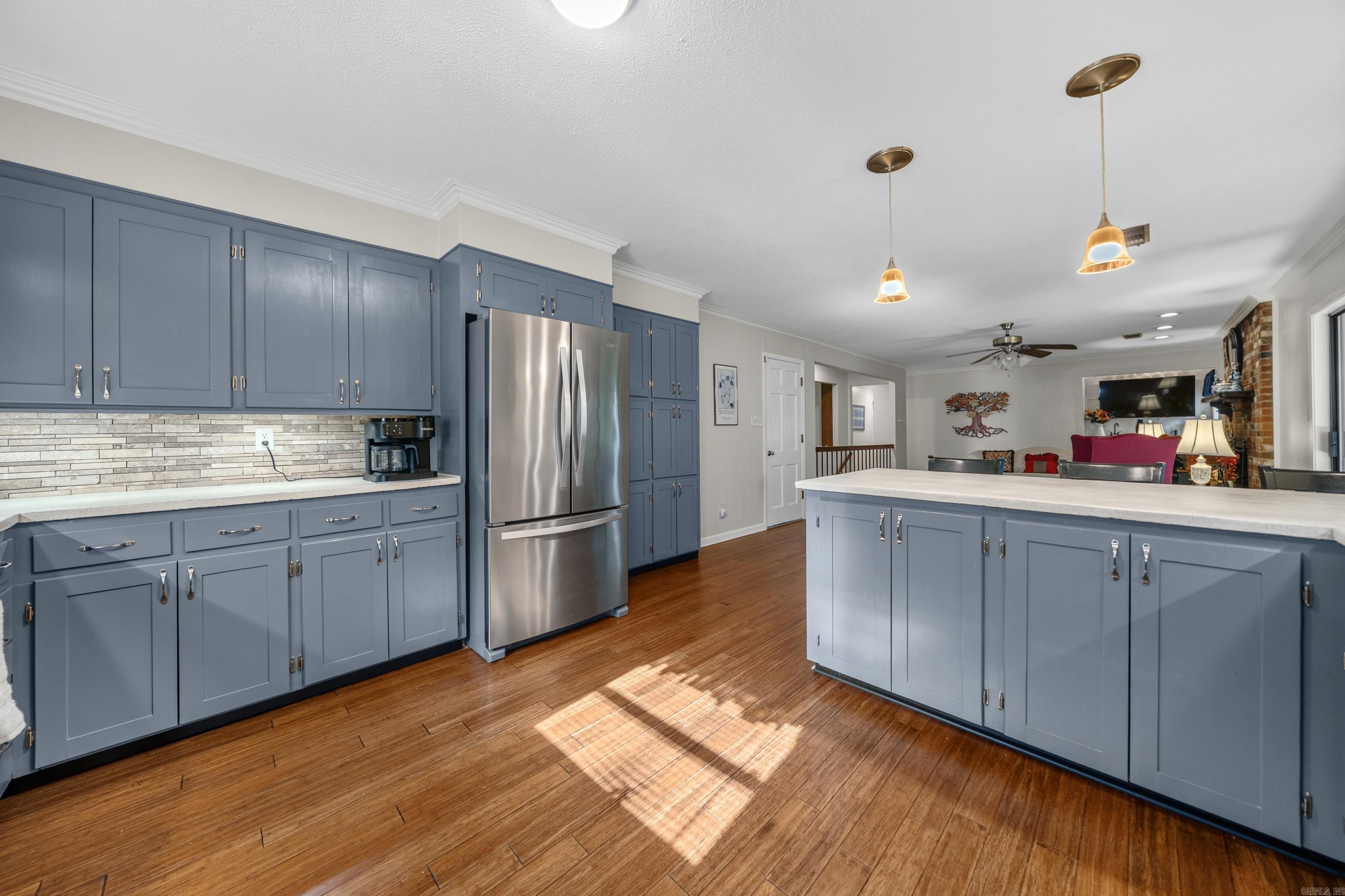 140 Halteria  Hot Springs, AR