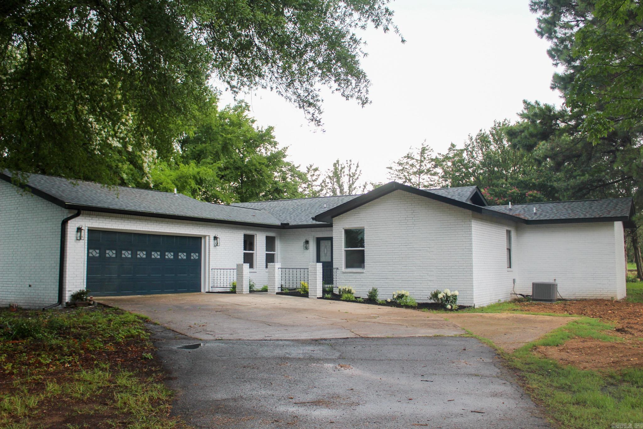 2376 S Hwy 267  Searcy, AR