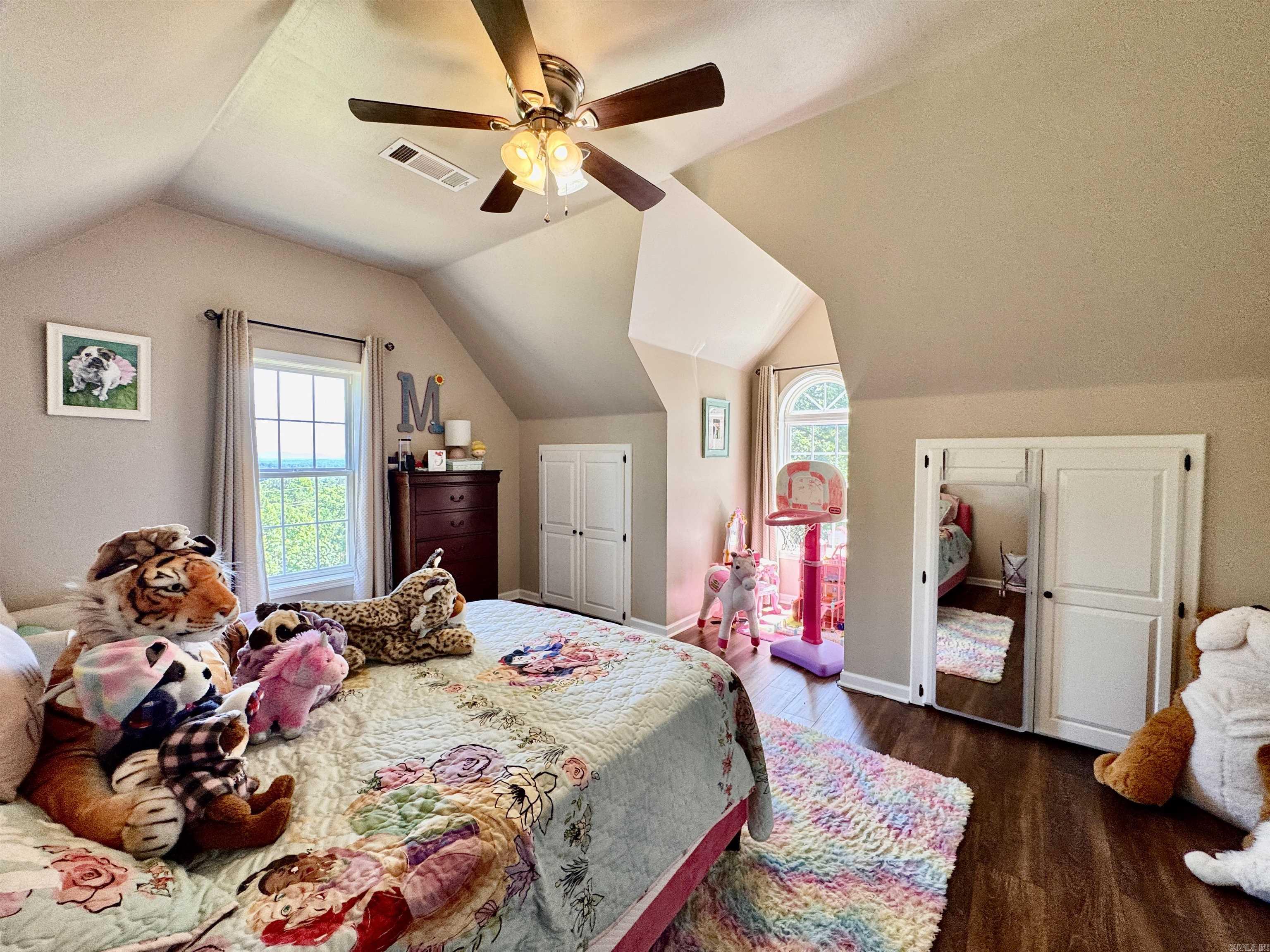 210 Little Hollow  Hot Springs, AR