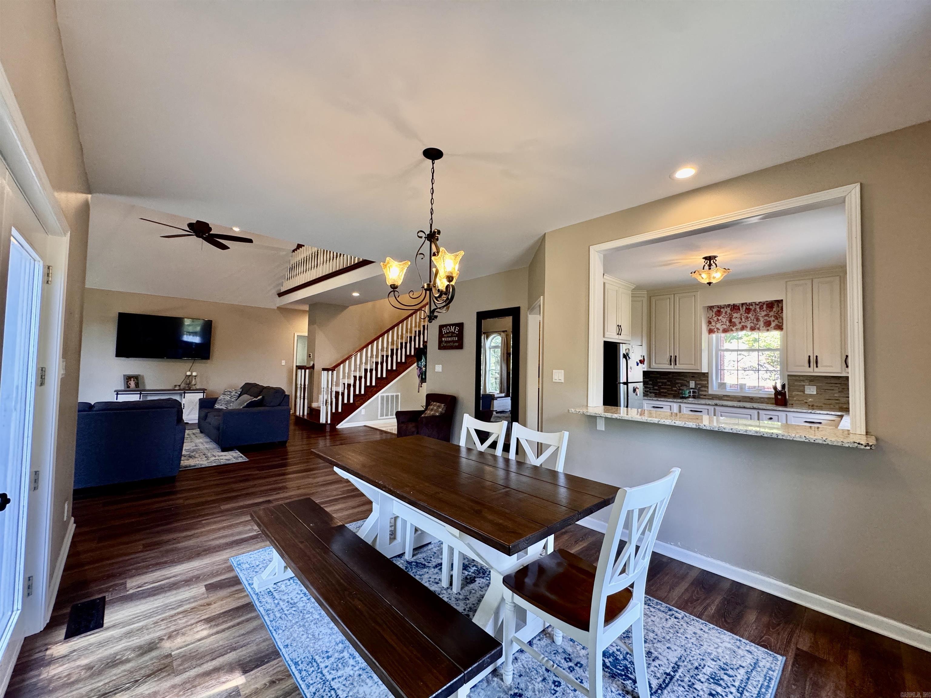 210 Little Hollow  Hot Springs, AR