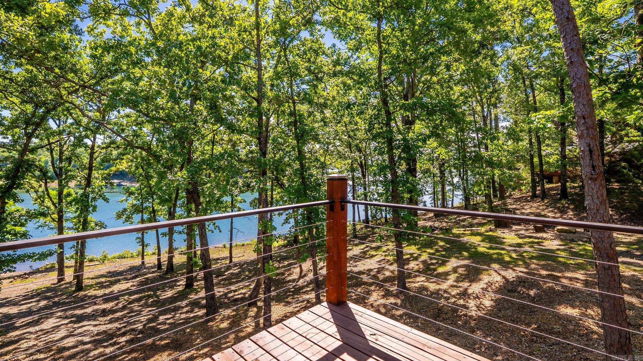 116 Eagle Shores Circle  Fairfield Bay, AR