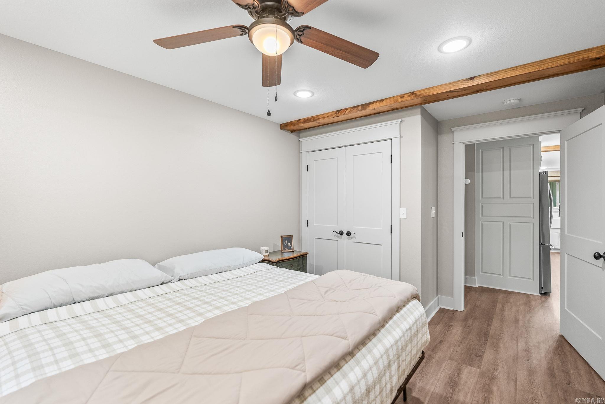 116 Eagle Shores Circle  Fairfield Bay, AR