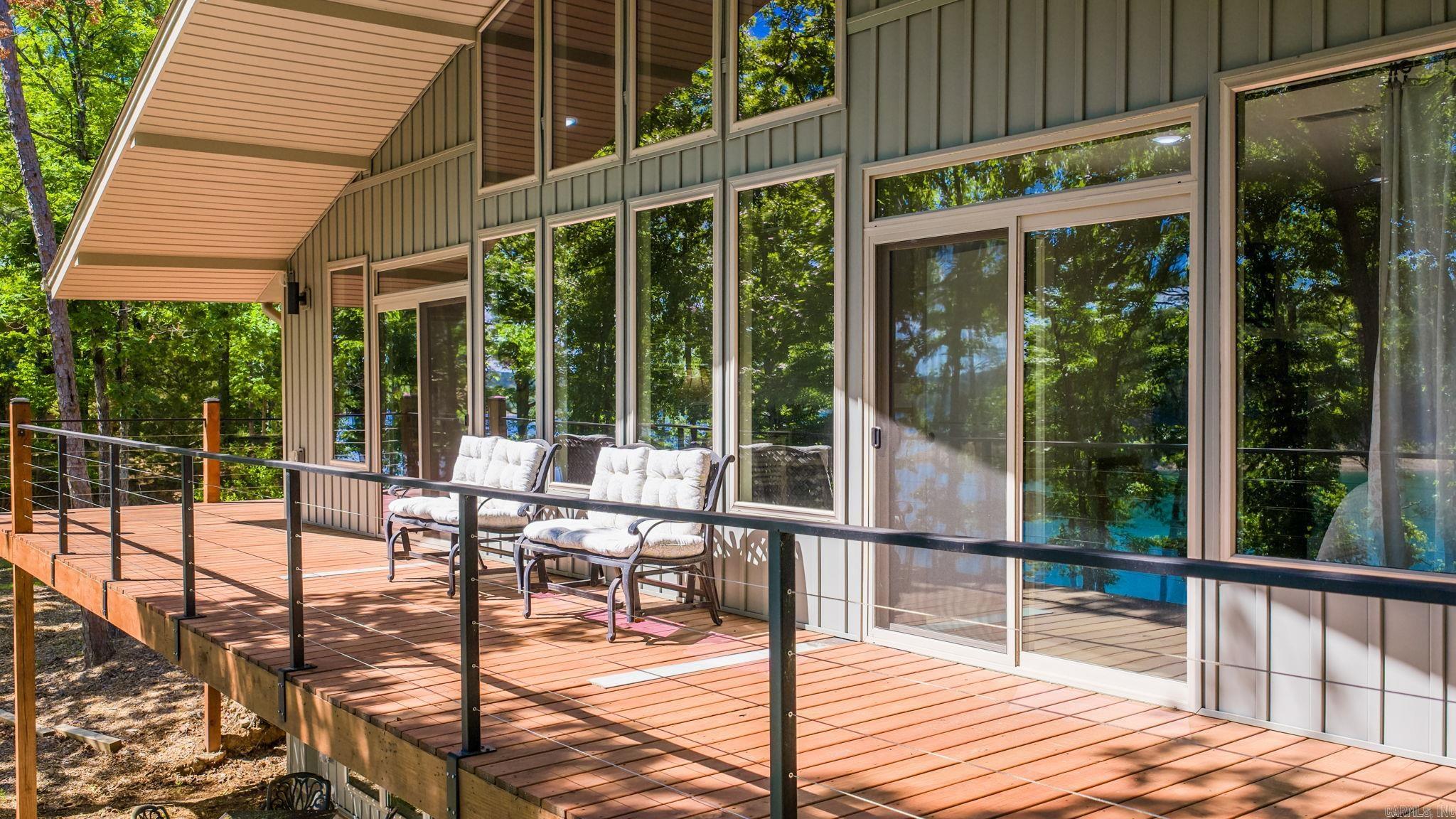 116 Eagle Shores Circle  Fairfield Bay, AR