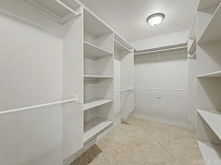 1110 Ellen Ray  Centertown, AR
