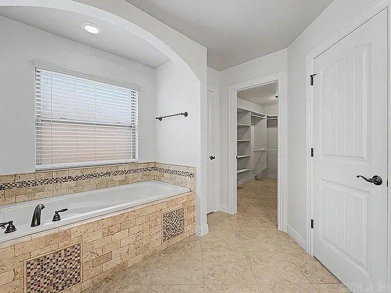 1110 Ellen Ray  Centertown, AR