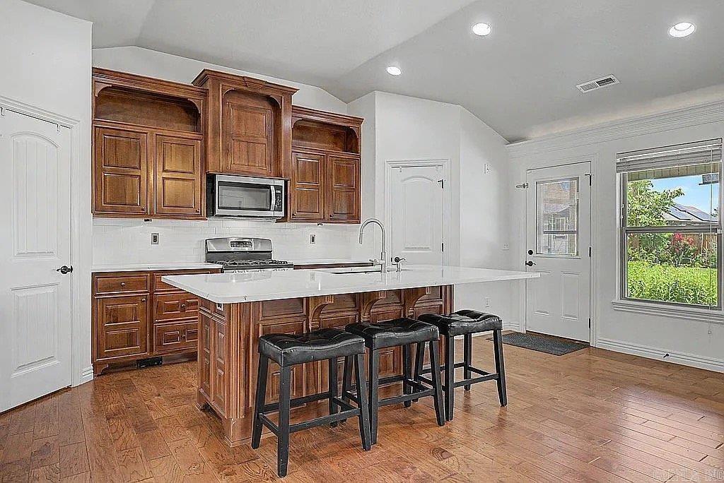 1110 Ellen Ray  Centertown, AR