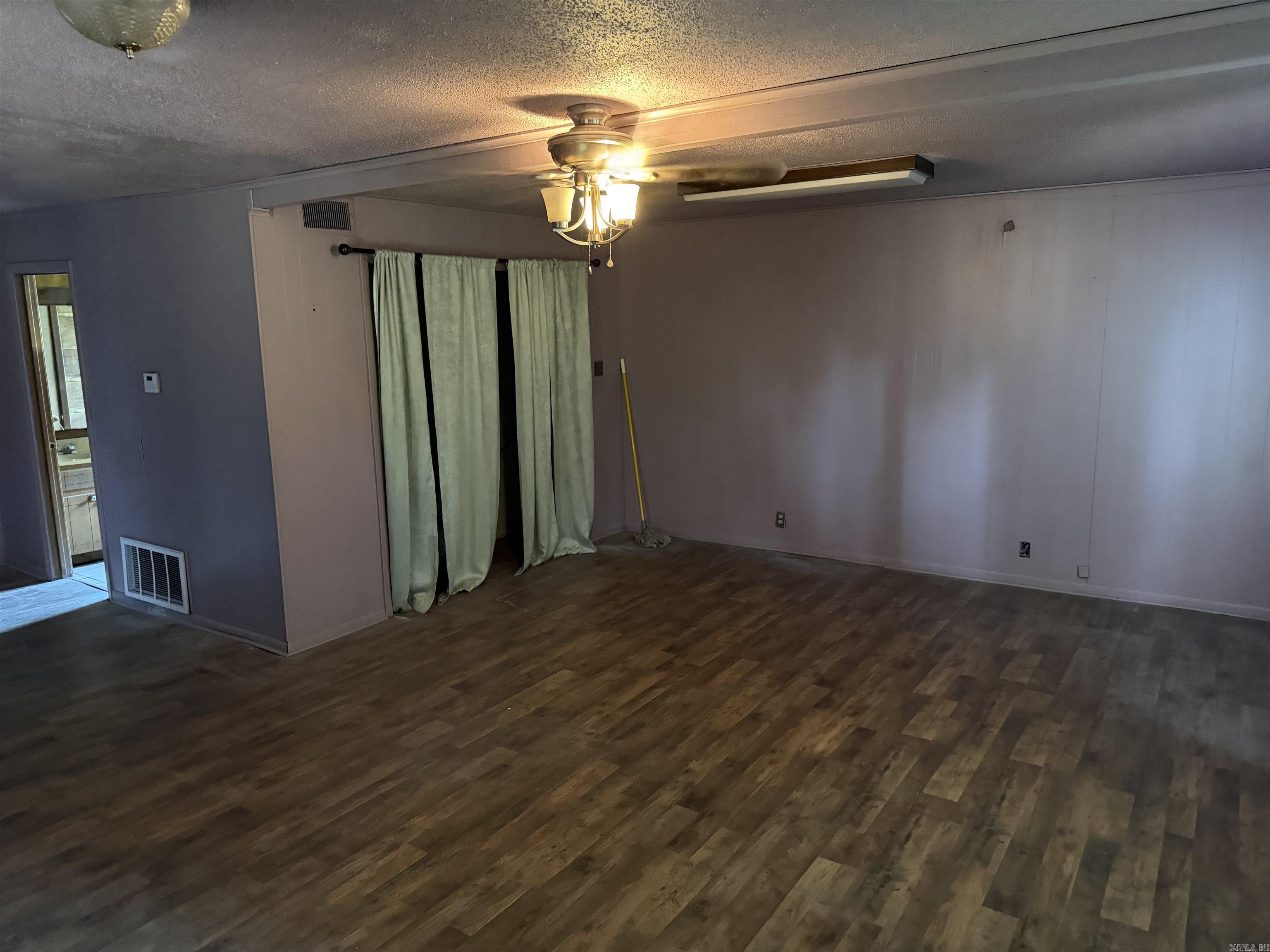 1404 W 23rd  Pine Bluff, AR