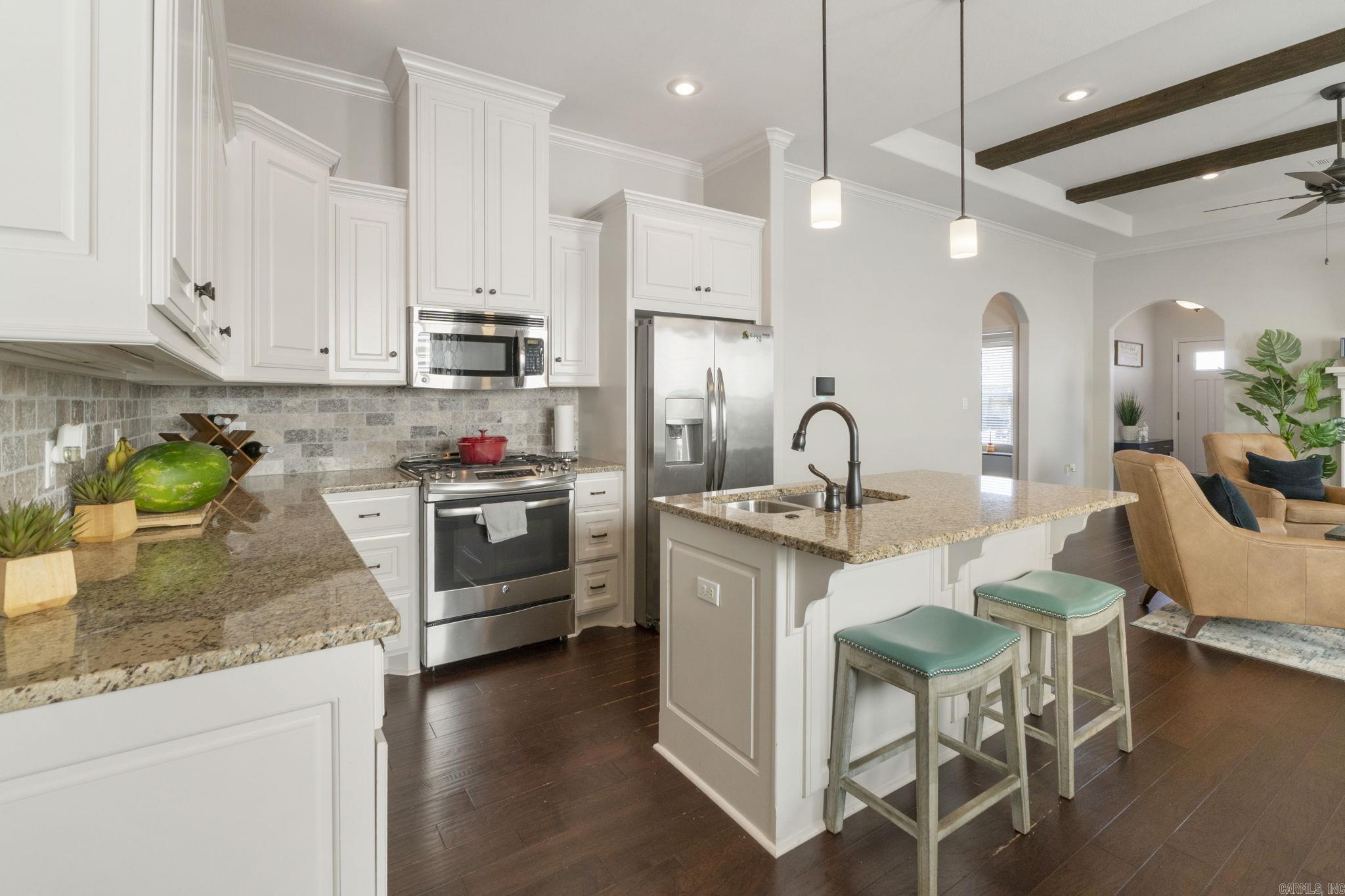125 Melville Dr  Maumelle, AR