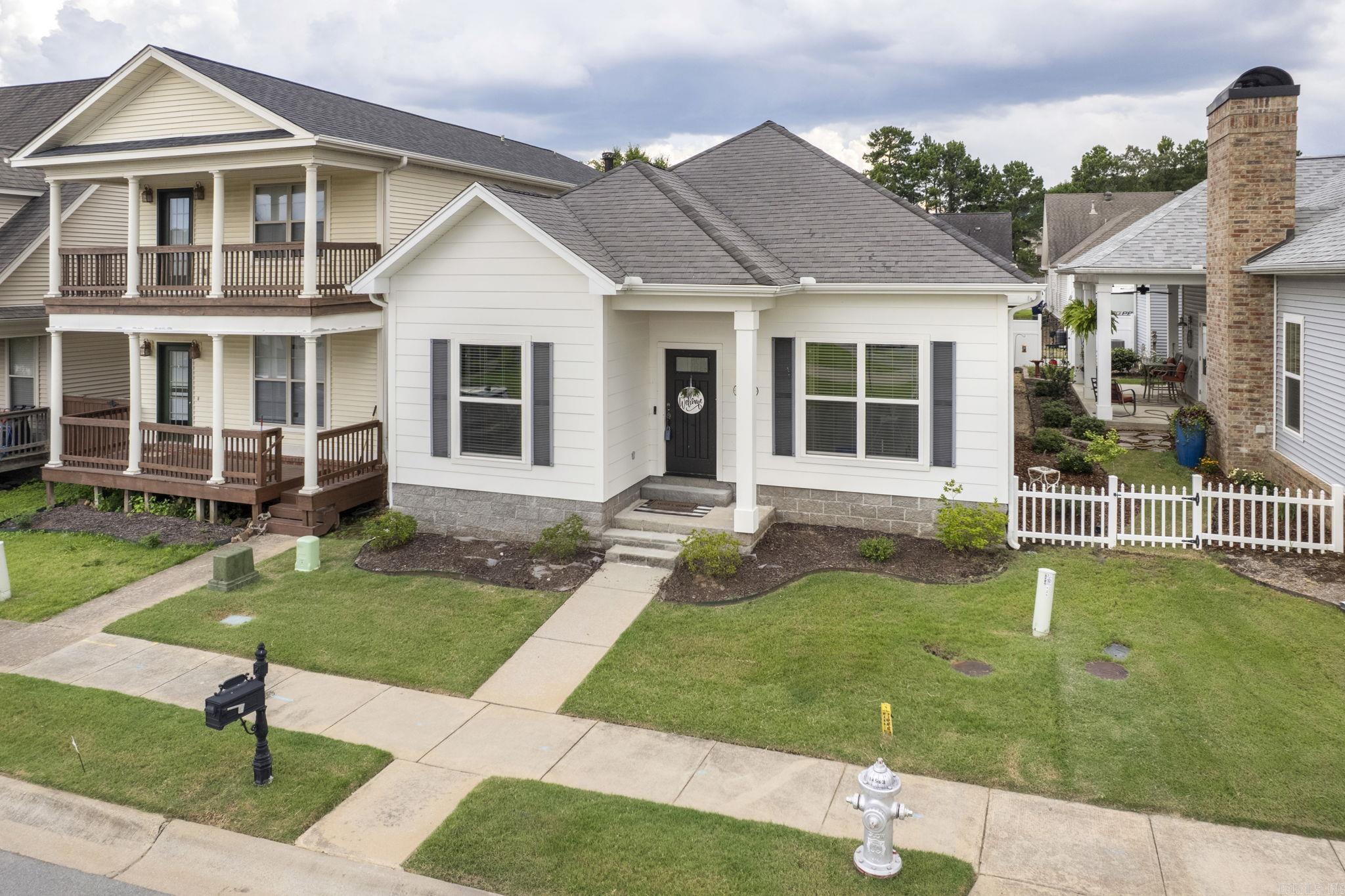 125 Melville Dr  Maumelle, AR