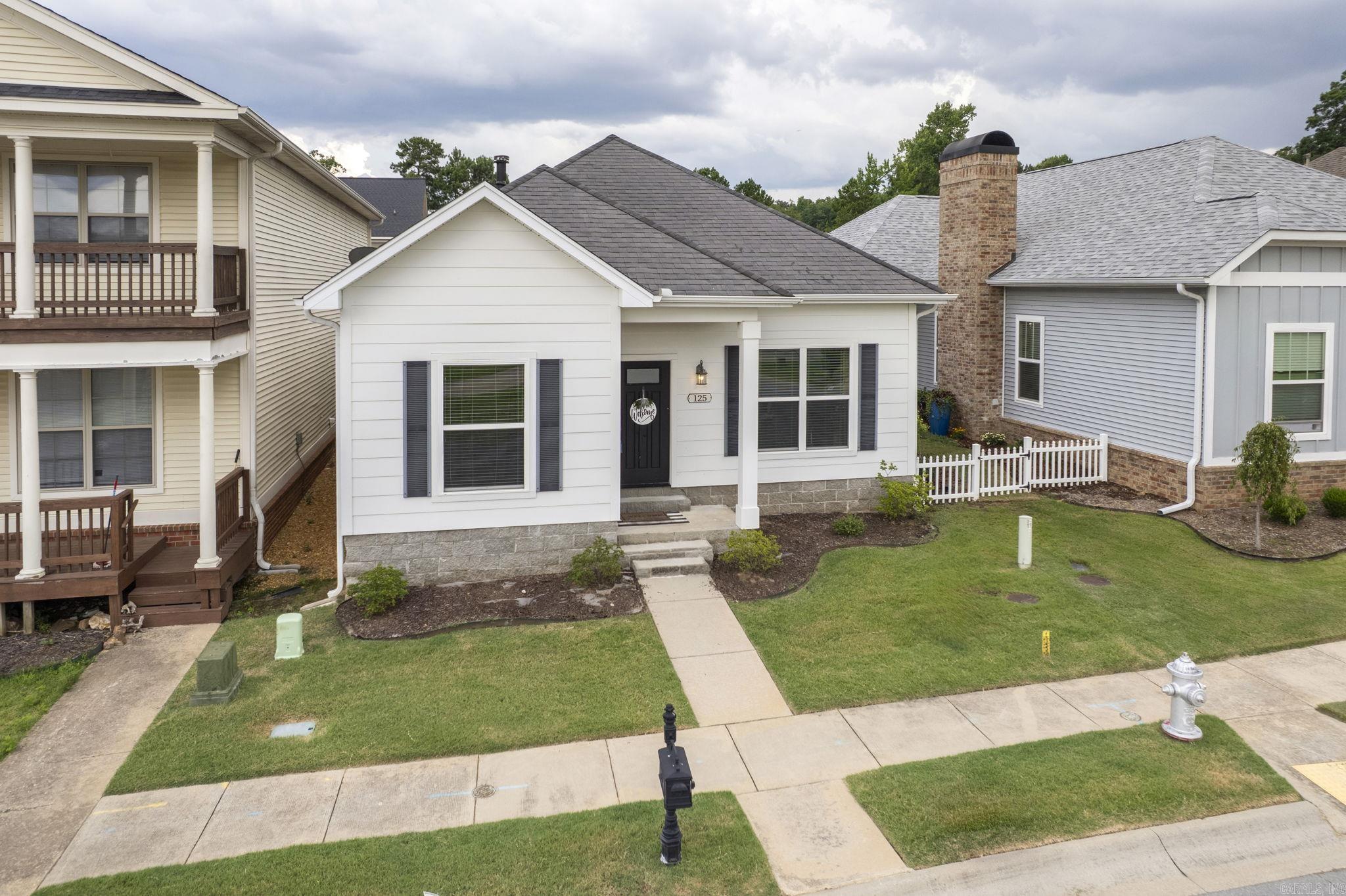 125 Melville Dr  Maumelle, AR