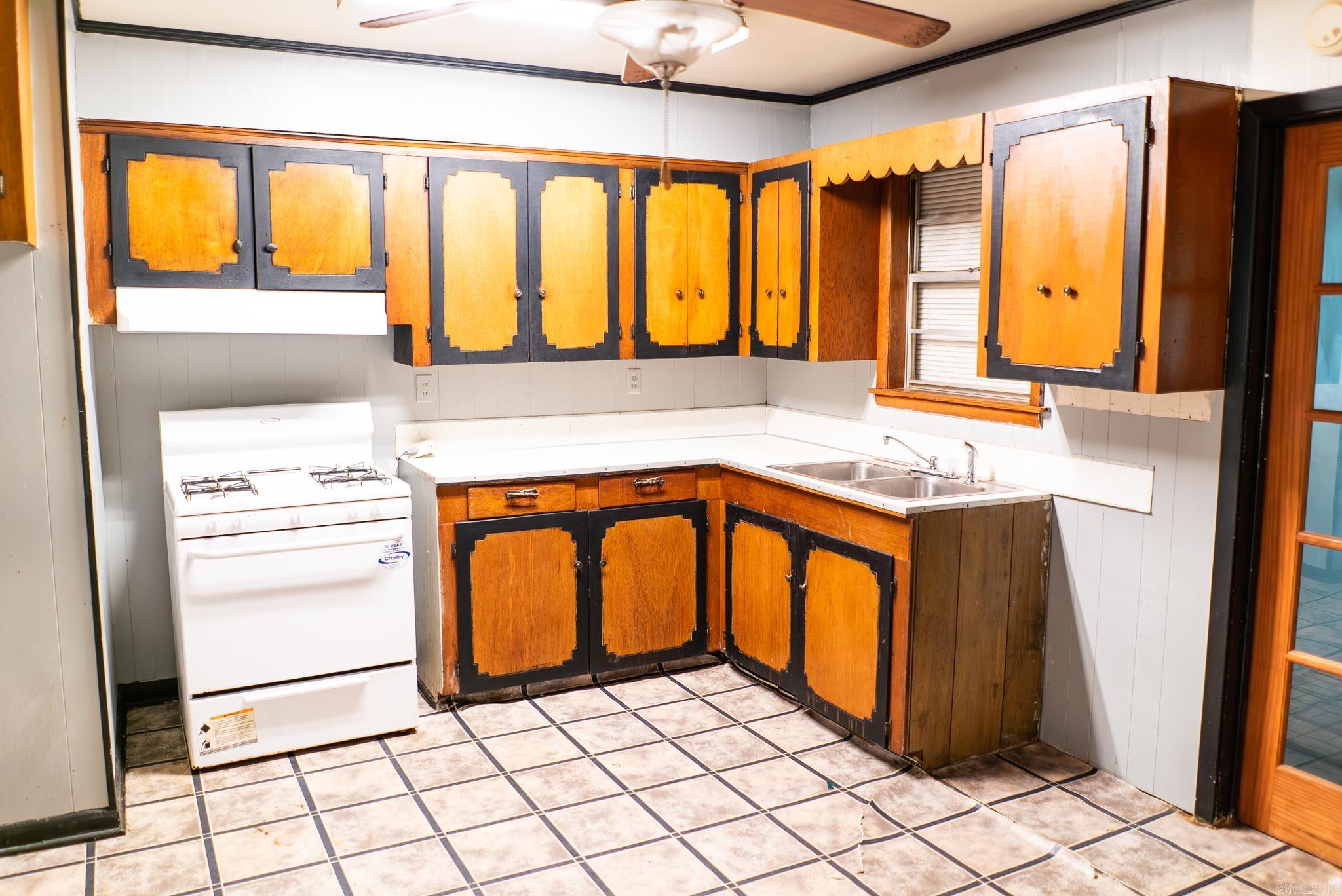 420 E Oakland St  Monticello, AR