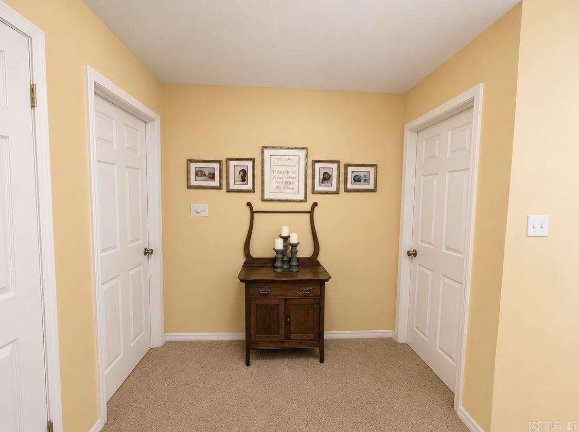 105 River Oaks Court  Searcy, AR