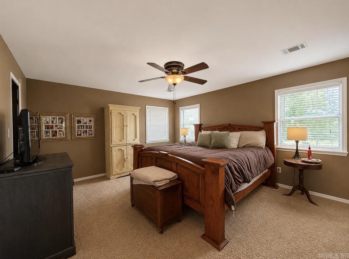 105 River Oaks Court  Searcy, AR