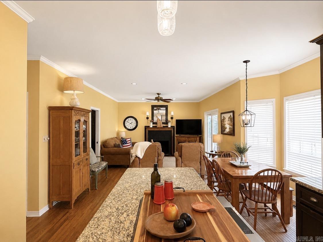 105 River Oaks Court  Searcy, AR