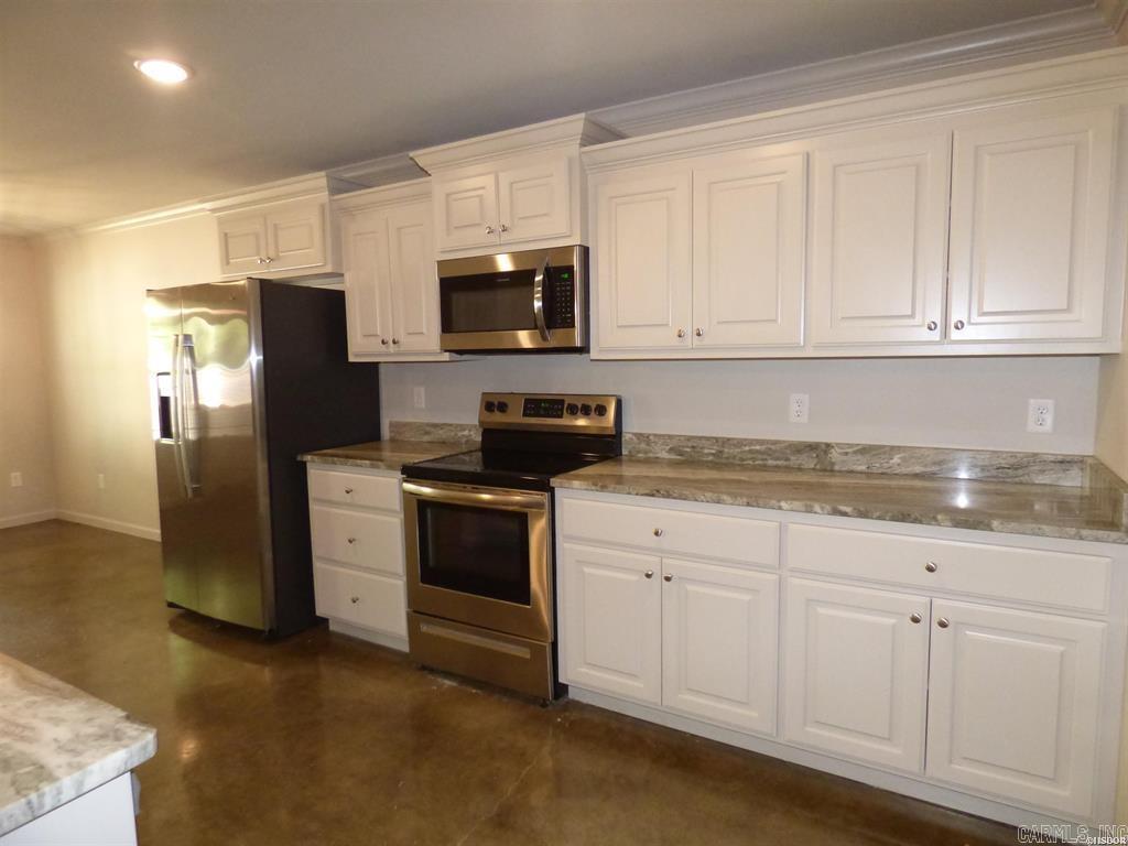 105 Kapalua  Haskell, AR