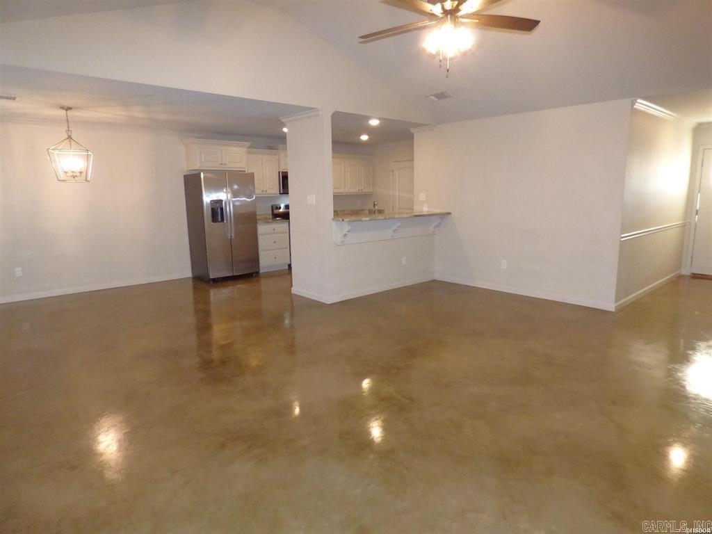105 Kapalua  Haskell, AR
