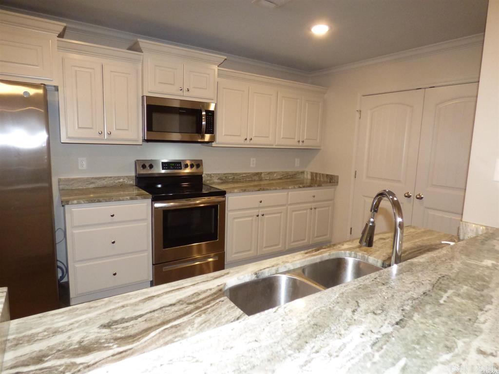 105 Kapalua  Haskell, AR