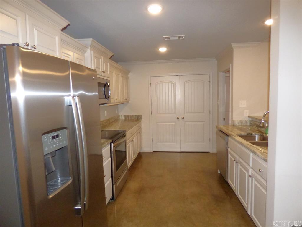 105 Kapalua  Haskell, AR