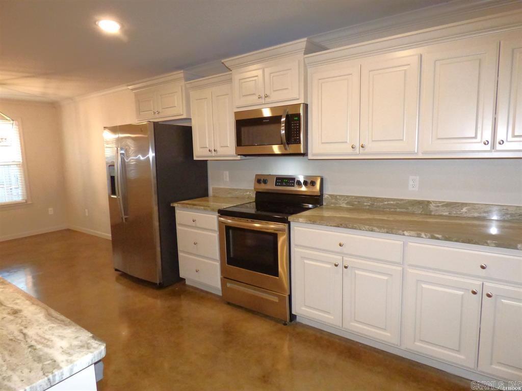 105 Kapalua  Haskell, AR