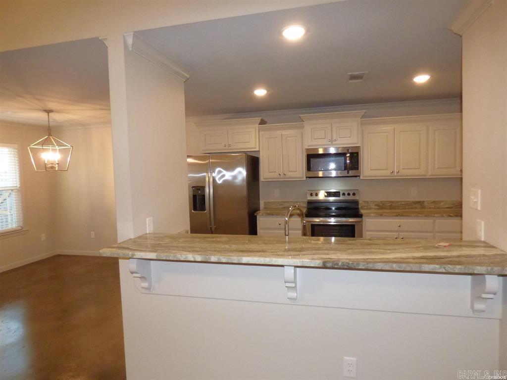 105 Kapalua  Haskell, AR