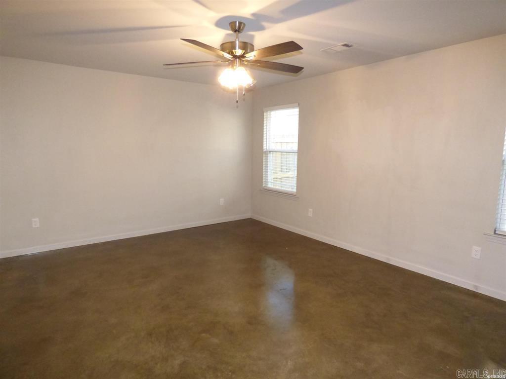 105 Kapalua  Haskell, AR
