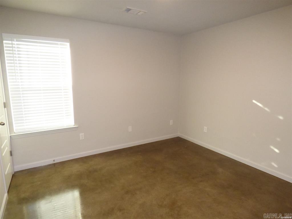 105 Kapalua  Haskell, AR