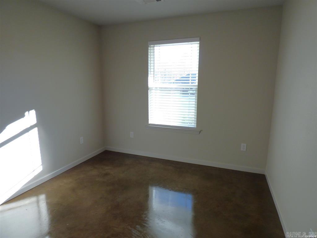 105 Kapalua  Haskell, AR