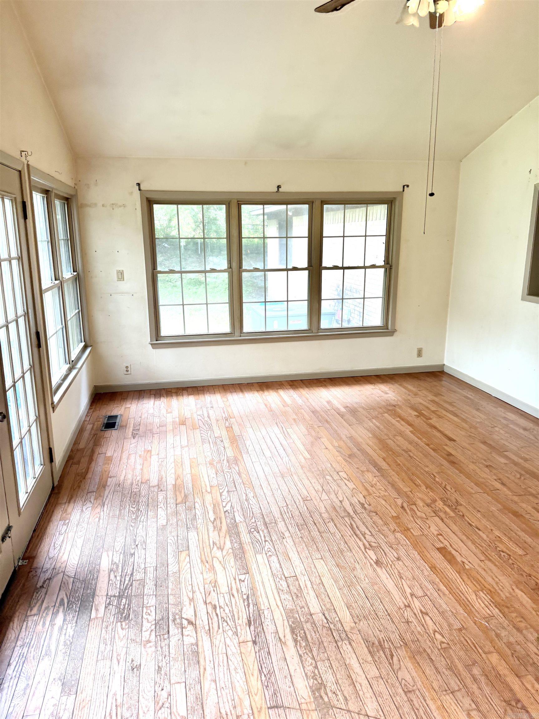 411 McKay  Hot Springs, AR