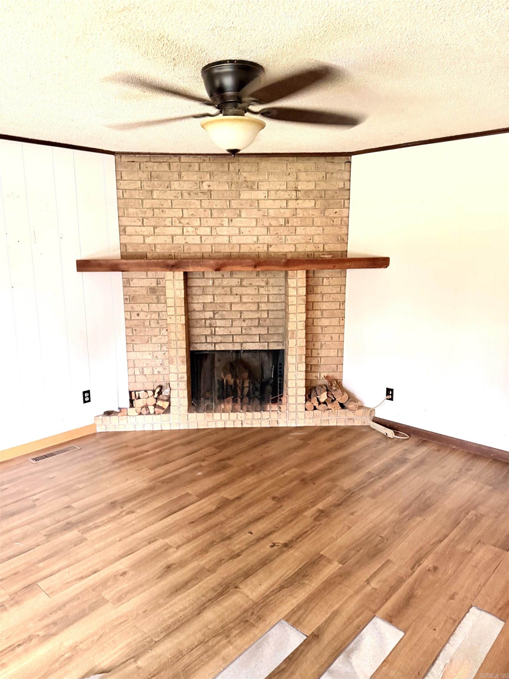 411 McKay  Hot Springs, AR