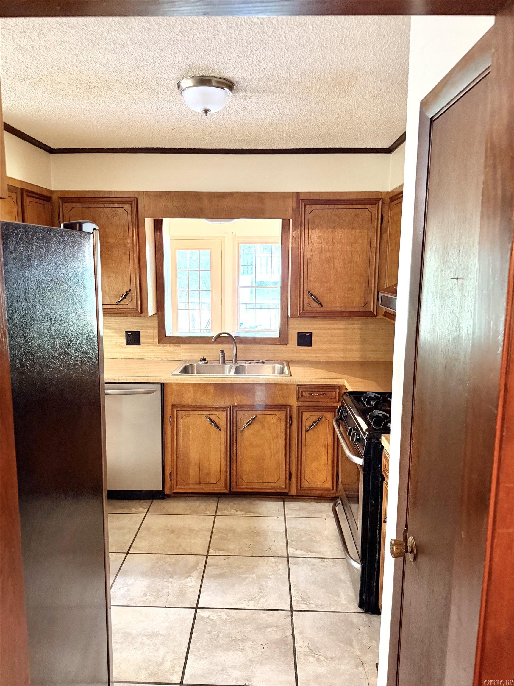 411 McKay  Hot Springs, AR