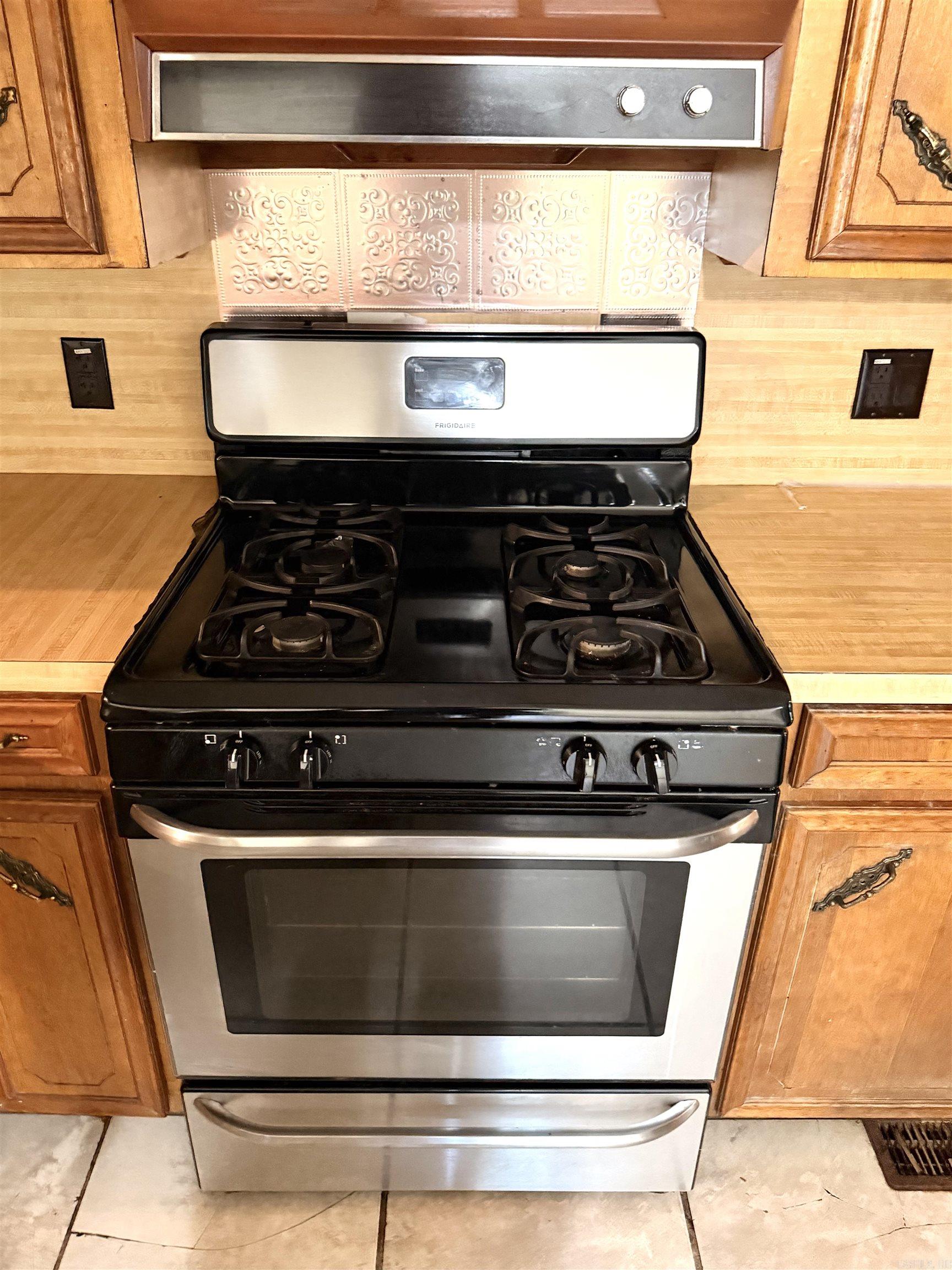 411 McKay  Hot Springs, AR