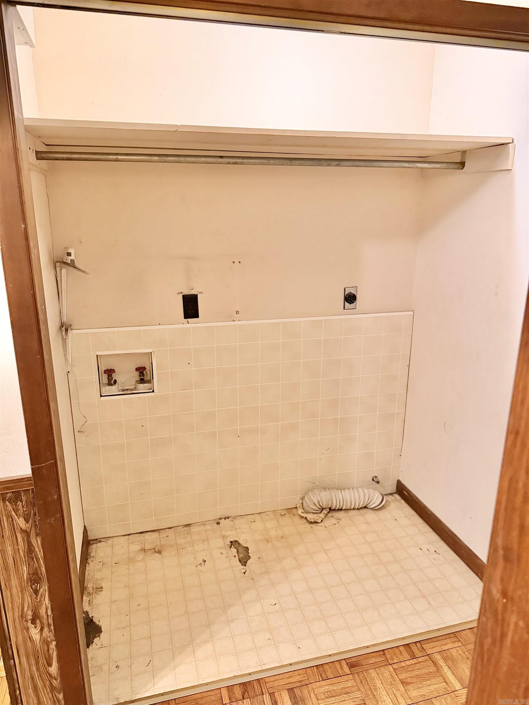 411 McKay  Hot Springs, AR