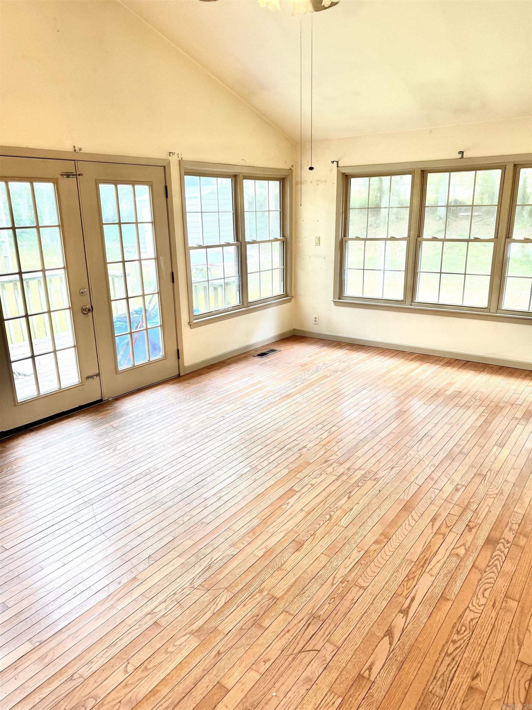 411 McKay  Hot Springs, AR