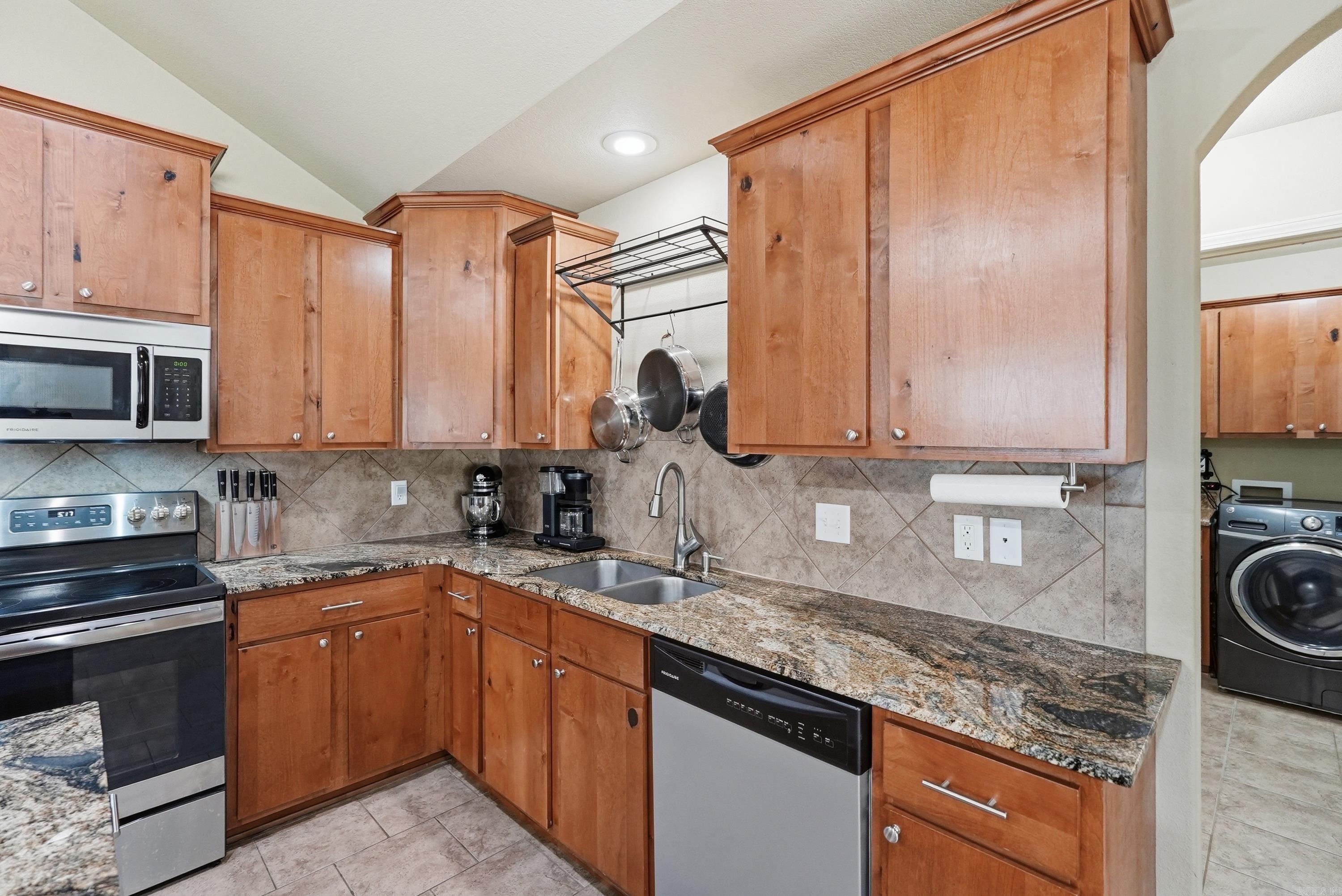 1325 Bobali Gdns  Conway, AR