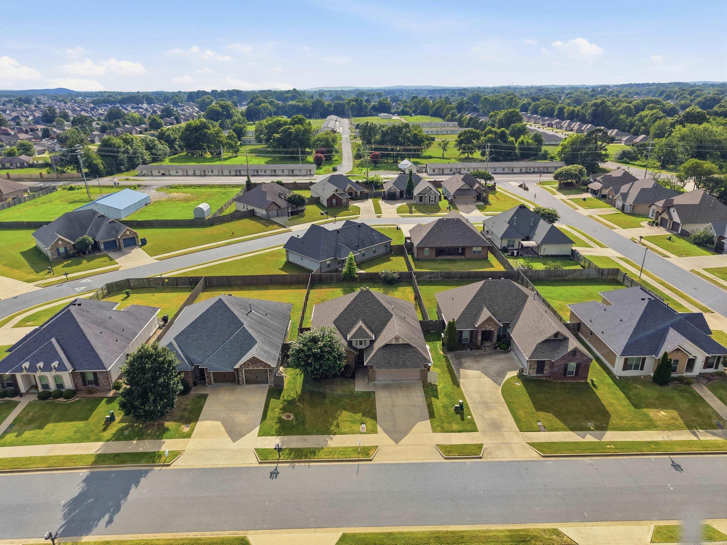 1325 Bobali Gdns  Conway, AR