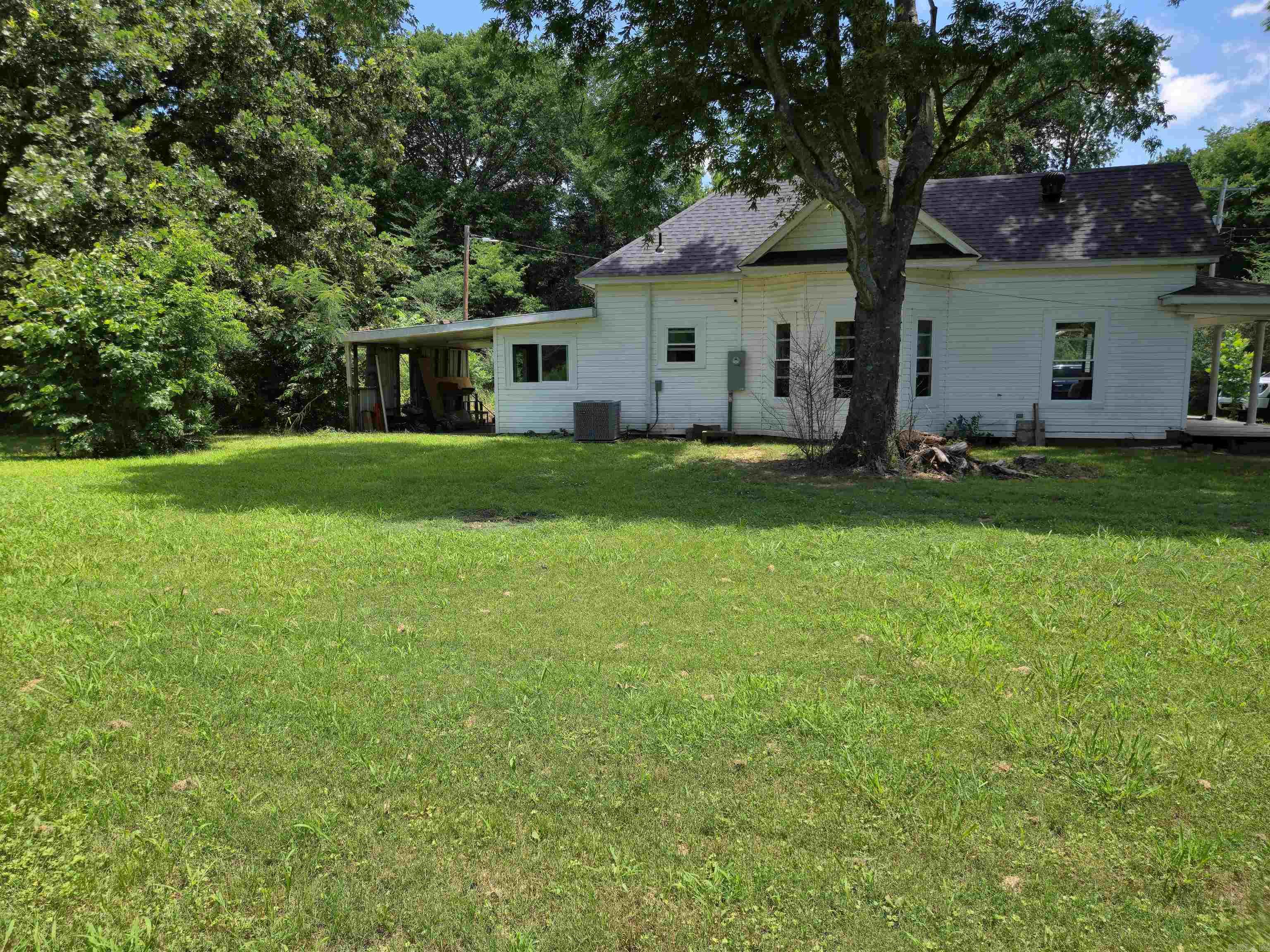 188 W Commercial  Ratcliff, AR