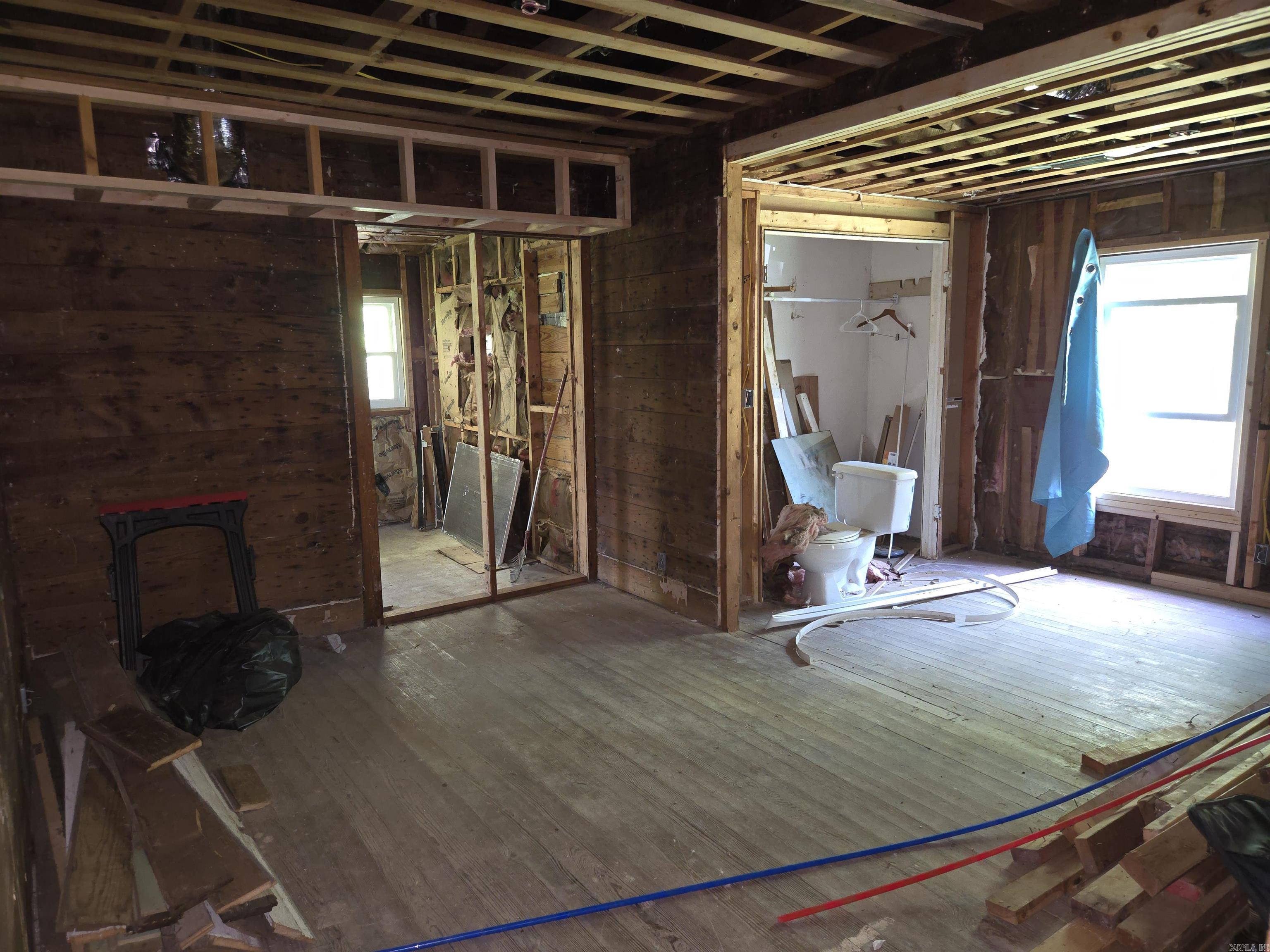 188 W Commercial  Ratcliff, AR