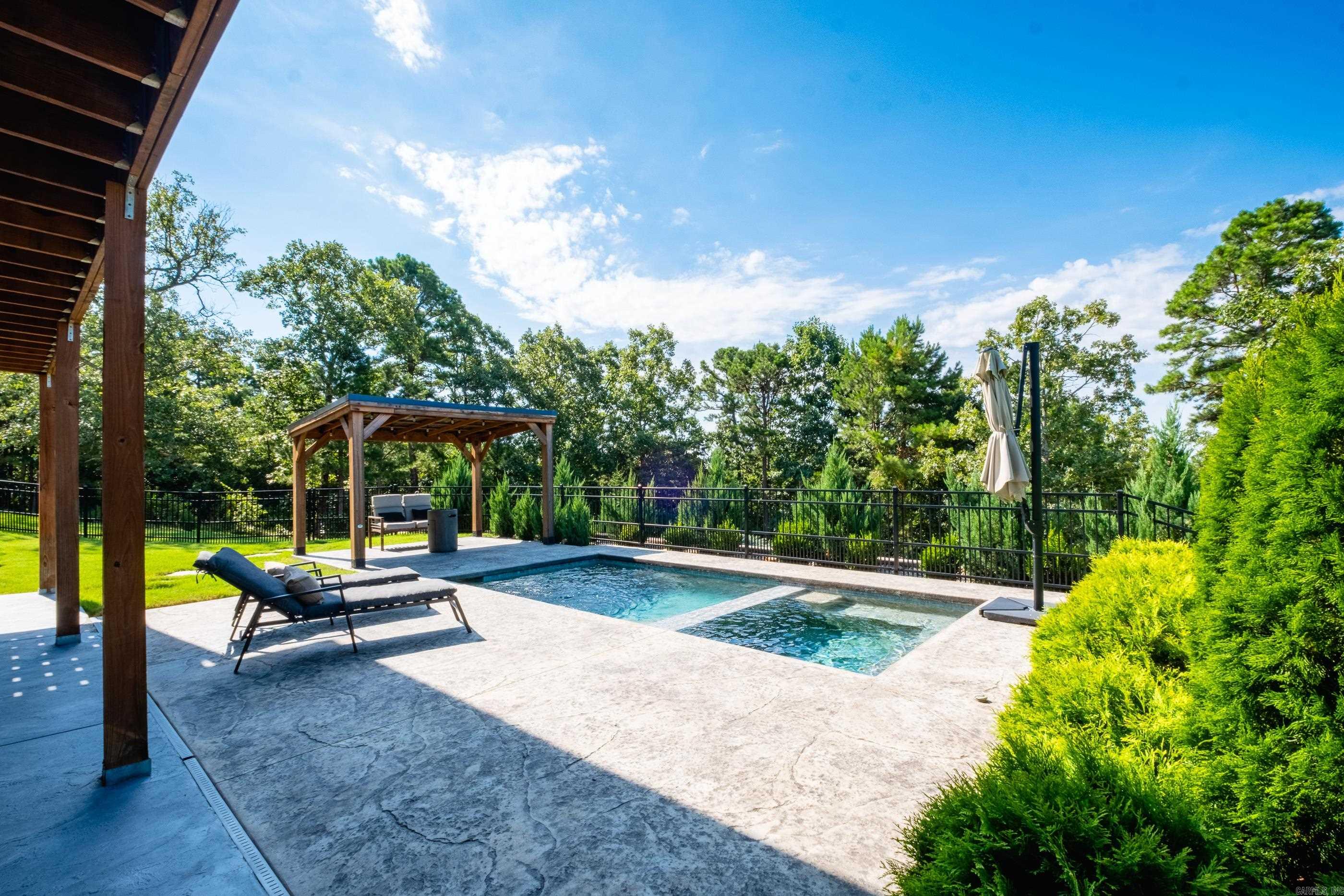16200 Vista Del Rio  North Little Rock, AR