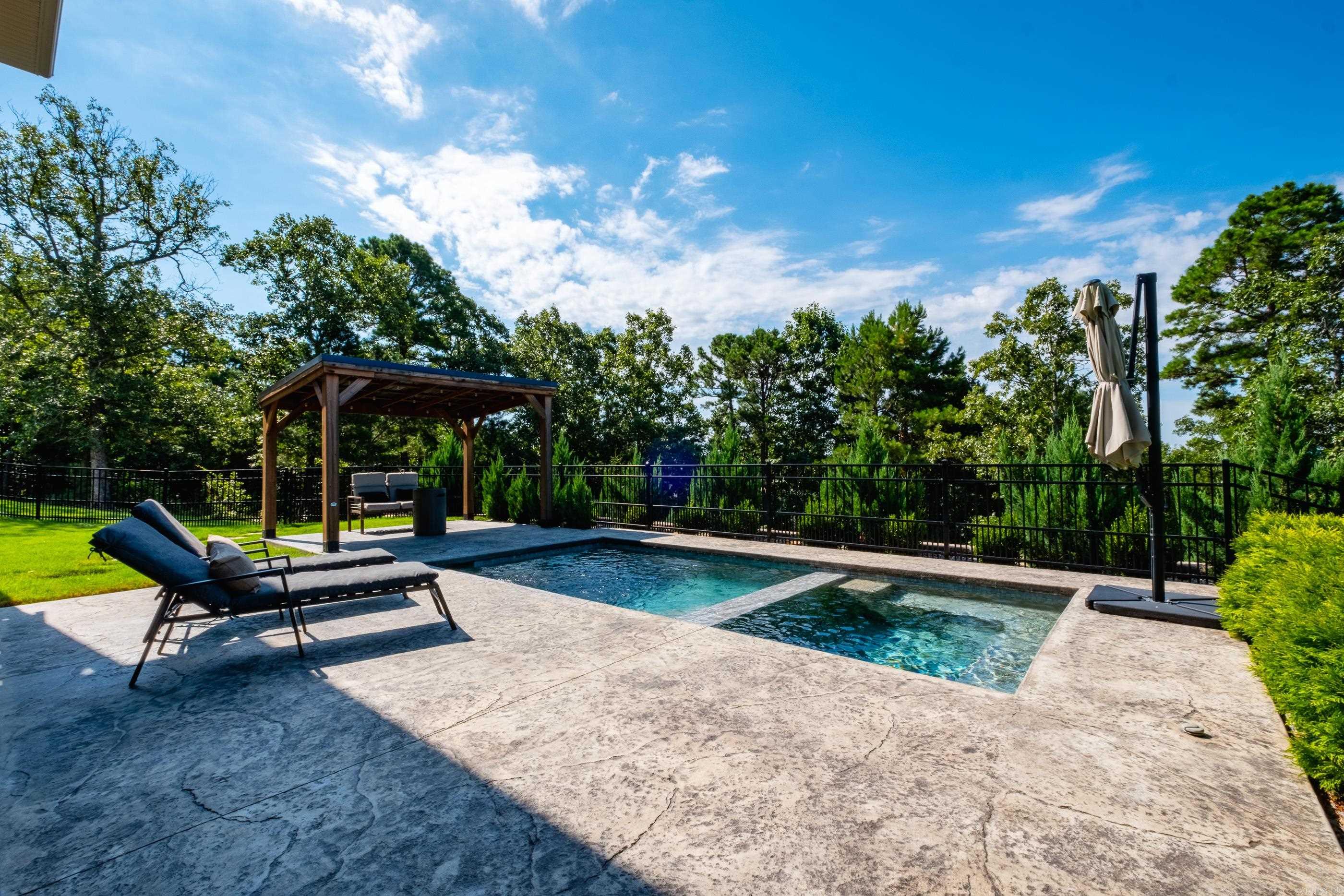 16200 Vista Del Rio  North Little Rock, AR