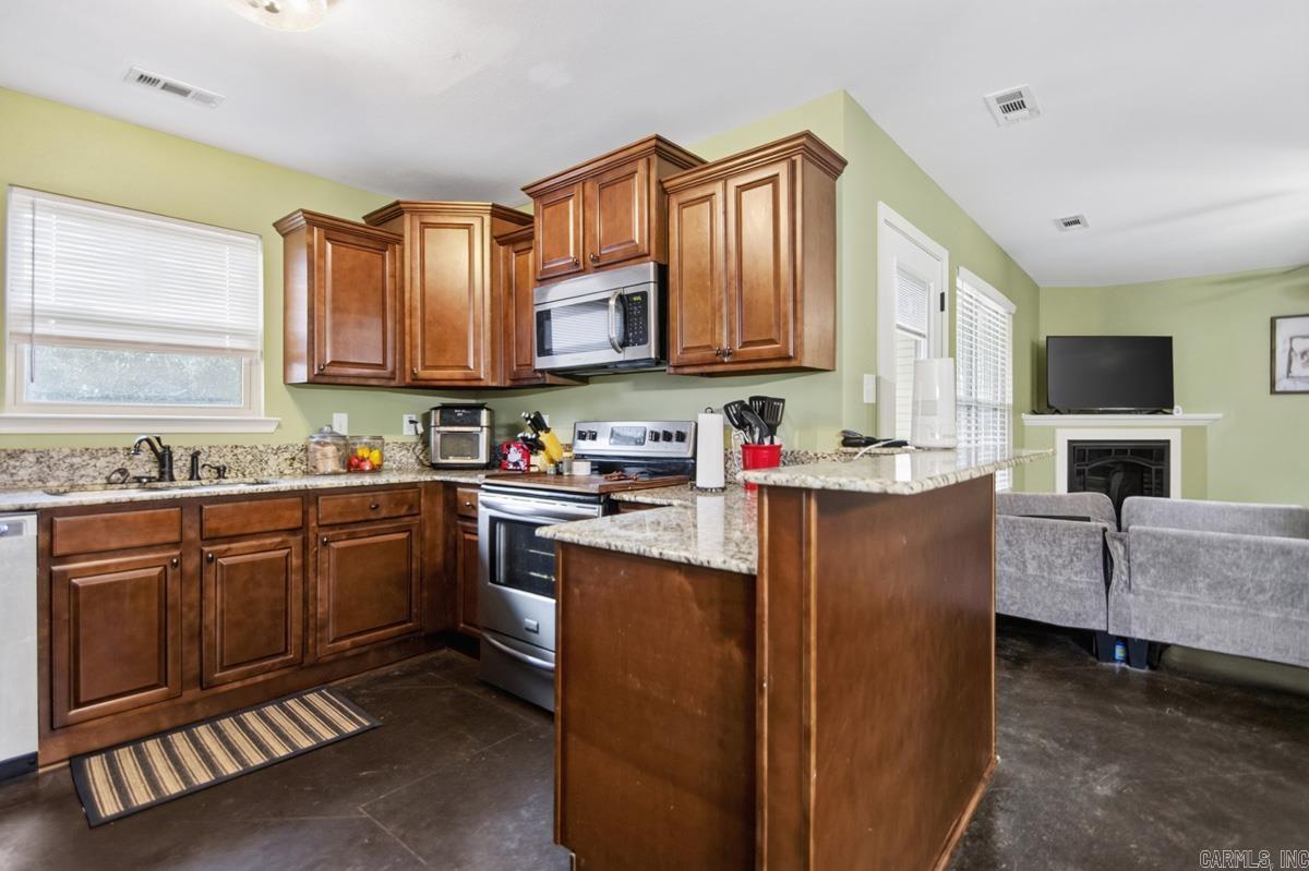 1013 Elkhart Loop  Bryant, AR